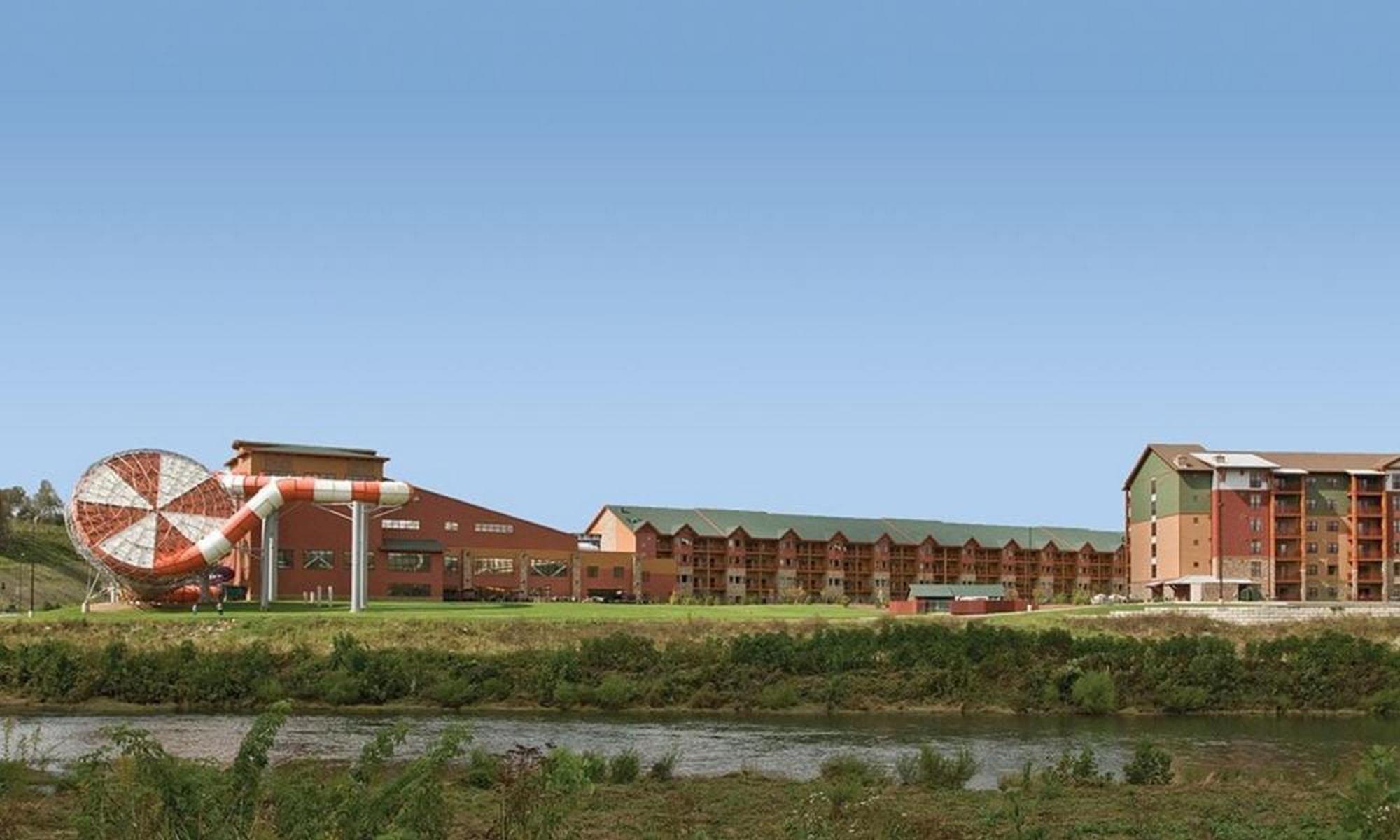 Great Smokies Lodge Sevierville By Hellovacay Esterno foto